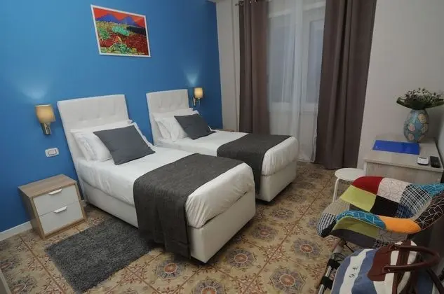 Comfort Tek Büyük veya İki Ayrı Yataklı Oda, Kısmi Deniz Manzaralı