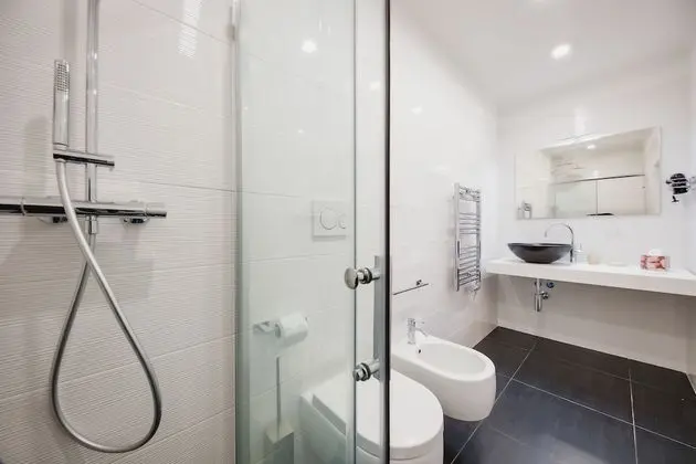 Deluxe Tek Büyük Yataklı Oda (Porta Rudiae)