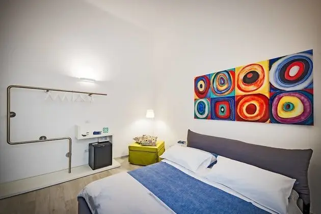 Standard Tek Büyük Yataklı Oda (Porta Napoli)