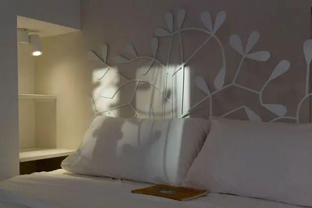 Basic Tek Büyük Yataklı Oda