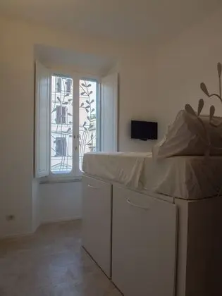 Basic Tek Büyük Yataklı Oda