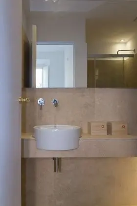 Basic Tek Büyük Yataklı Oda