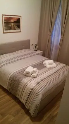 Tek Büyük Yataklı Oda, 1 Büyük (Queen) Boy Yatak