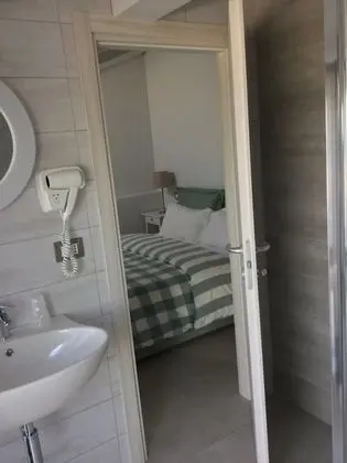 Deluxe Tek Büyük Yataklı Oda, Balkon, Deniz Manzaralı