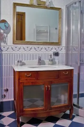 Tek Kişilik Oda, Ortak Banyo