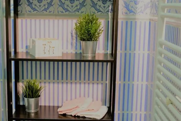 Tek Kişilik Oda, Ortak Banyo