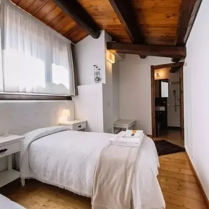 Tek Büyük veya İki Ayrı Yataklı Oda