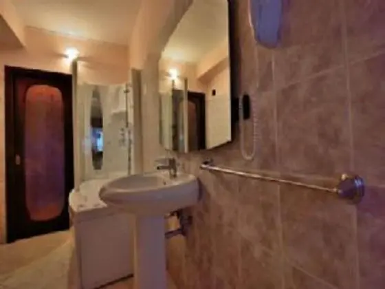Tek Büyük Yataklı Oda, 1 Büyük (Queen) Boy Yatak, Özel Banyo (Sea)