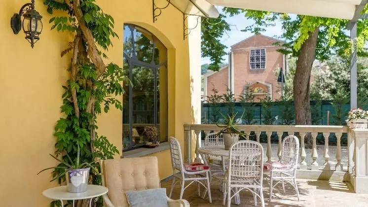Villa