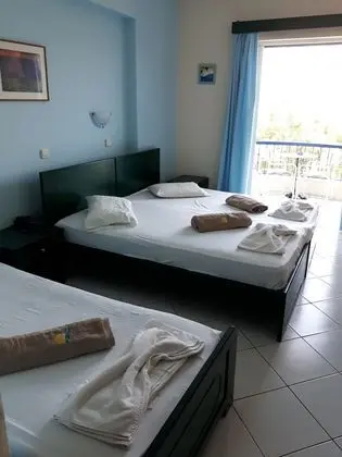 Üç Kişilik Oda, Balkon, Deniz Manzaralı