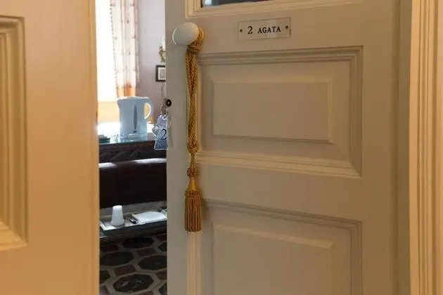 Superior Oda (Agata - Private External Bathroom)