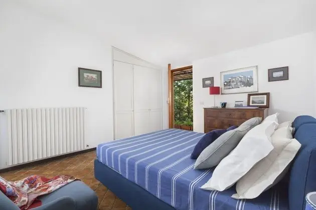 Apart Daire, 6 Yatak Odası