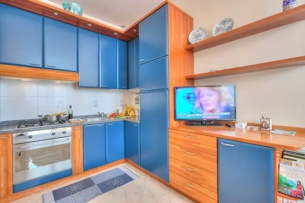 Family Apart Daire, Birden Çok Yatak, Bahçeli (La Casa Di Valeria Close To The Sea)