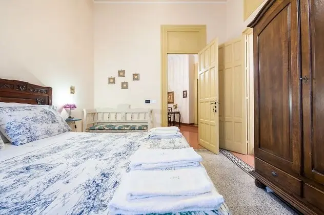 Tek Büyük veya İki Ayrı Yataklı Oda