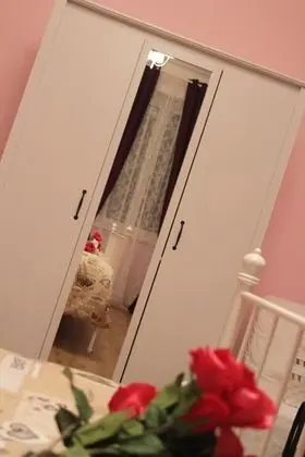 Deluxe Tek Büyük Yataklı Oda (External private bathroom)