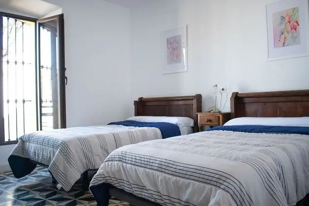 Ev, Birden Çok Yatak Odası (Planta baja)