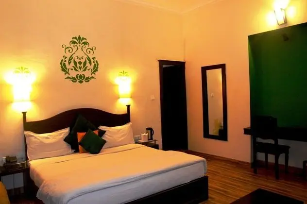 Luxury Oda, 1 En Büyük (King) Boy Yatak