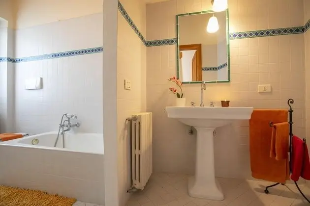 Family Villa, Birden Çok Yatak, Dağ Yamacı (La Casa nel Borgo)