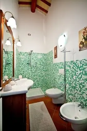 Classic Tek Büyük Yataklı Oda, 1 Büyük (Queen) Boy Yatak, Bahçe Manzaralı