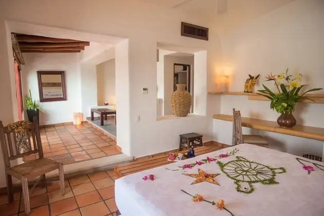 Oceanfront Deluxe Grand Suite
