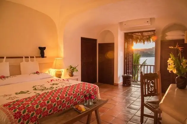 Oceanfront Terrace Suite