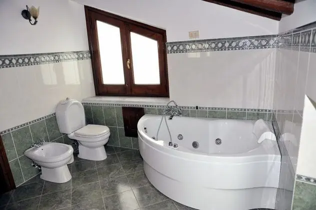 Superior Tek Büyük Yataklı Oda