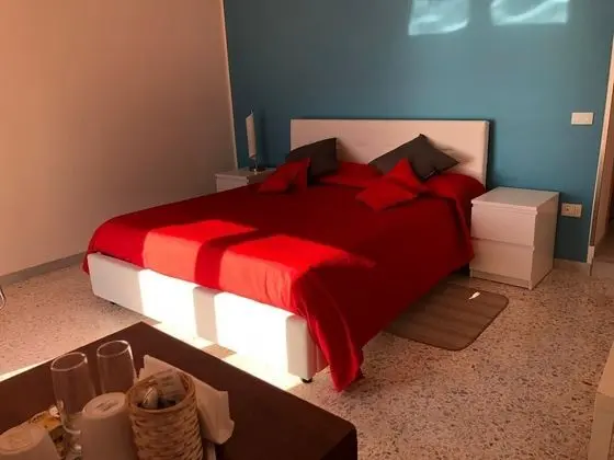 Deluxe Tek Büyük Yataklı Oda, Sigara İçilmez, Deniz Manzaralı (Azzurra)