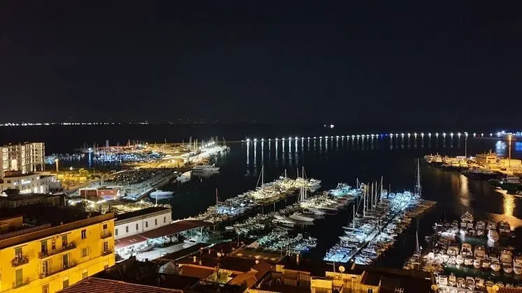 Deluxe Tek Büyük Yataklı Oda, Sigara İçilmez, Deniz Manzaralı (Verde)