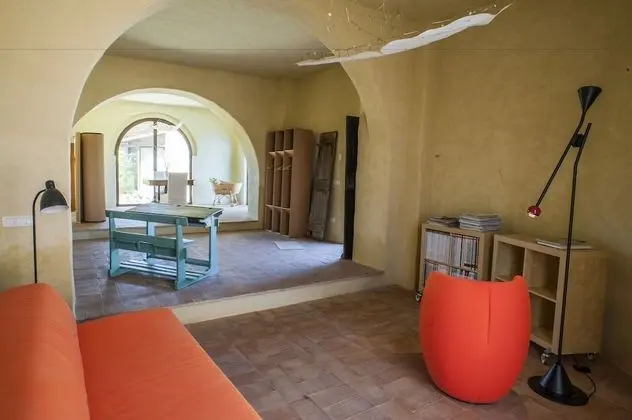 Design Tek Büyük Yataklı Oda, Bahçe Manzaralı