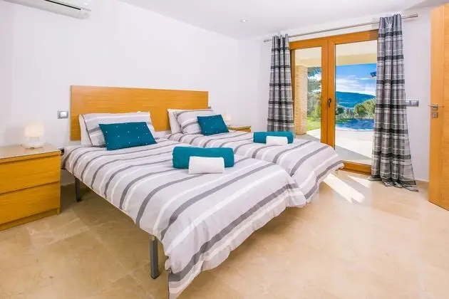 Superior Villa, 6 Yatak Odası, Sigara İçilmez, Dağ Manzaralı