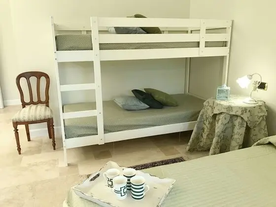 Family Oda, Bahçe Manzaralı