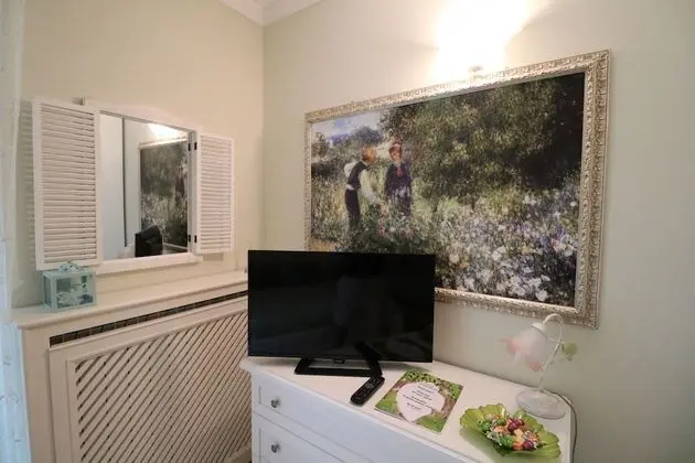 Family Oda, Bahçe Manzaralı