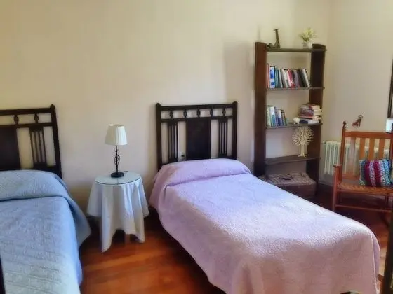 Tek Büyük Yataklı Oda, Ortak Banyo