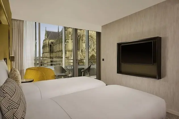 Junior Süit, 2 Tek Kişilik Yatak, Balkon, Manzaralı