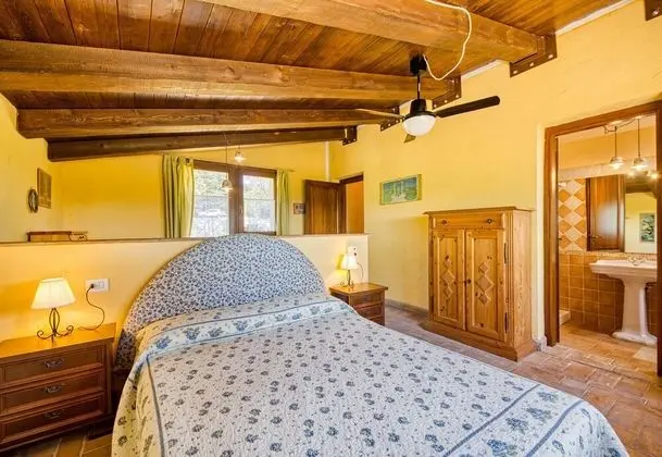 Family Ev, 2 Çift Kişilik Yatak, 2 Banyolu, Bahçeli (La Casetta Al Lago Incantato With)