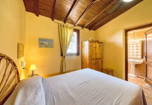 Family Ev, 2 Çift Kişilik Yatak, 2 Banyolu, Bahçeli (La Casetta Al Lago Incantato With)