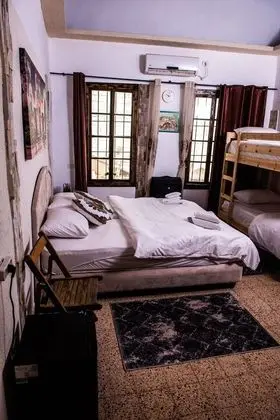 Family Dört Kişilik Oda, Banyolu/Duşlu (Bells)