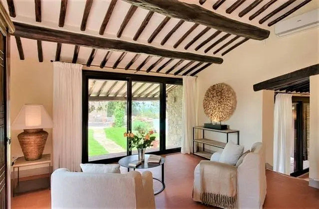 Villa, Sigara İçilebilir