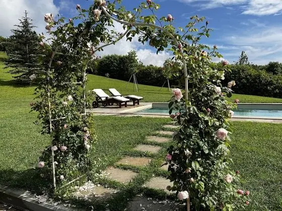 Tek Büyük veya İki Ayrı Yataklı Oda, Özel Banyo (External)