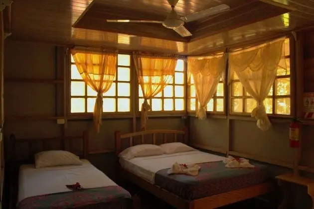 Ortak Ranzalı Oda, 2 Yatak Odası, Balkon