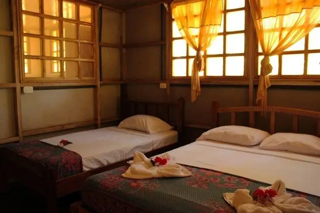 Ortak Ranzalı Oda, 2 Yatak Odası, Balkon