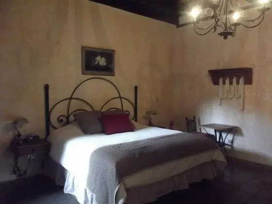 Standard Oda, 1 Büyük (Queen) Boy Yatak, Sigara İçilmez