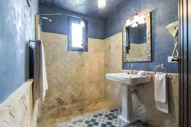 Superior Tek Büyük Yataklı Oda