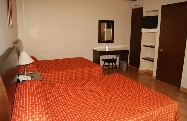 Standard Üç Kişilik Oda