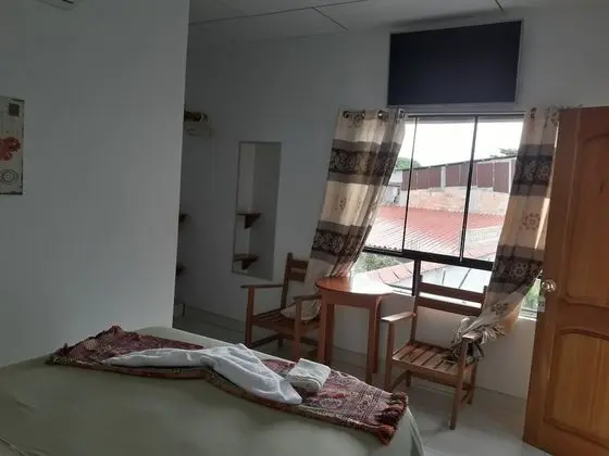 Tek Büyük Yataklı Oda, 1 Büyük (Queen) Boy Yatak, Sigara İçilmez