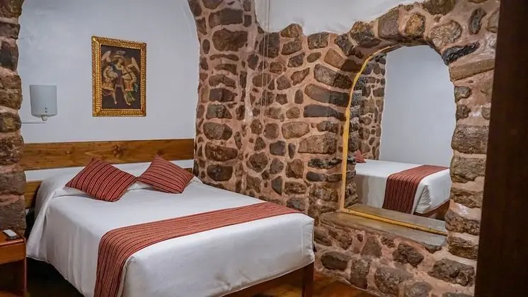 Traditional Tek Kişilik Oda