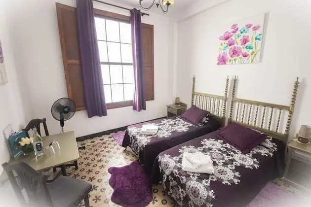 Traditional Tek Büyük Yataklı Oda