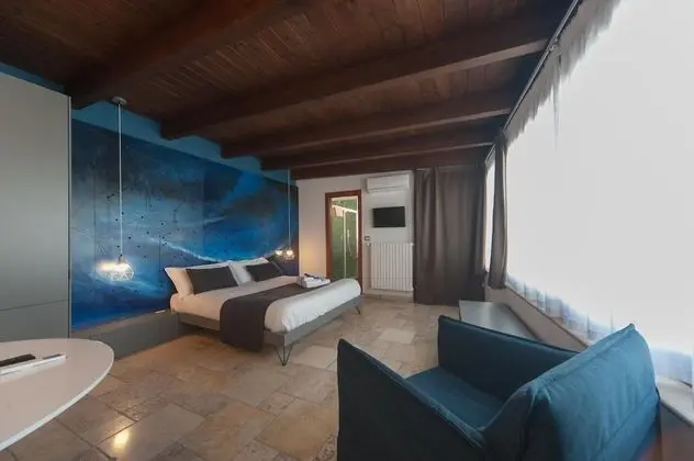 Superior Üç Kişilik Oda (Suite View)