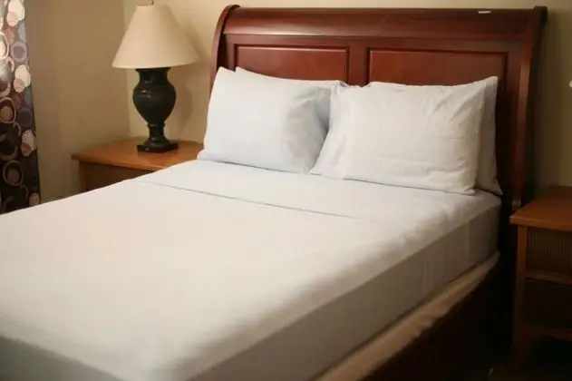 Deluxe/Spacious Room
