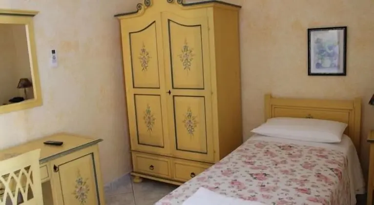Tek Kişilik Oda
